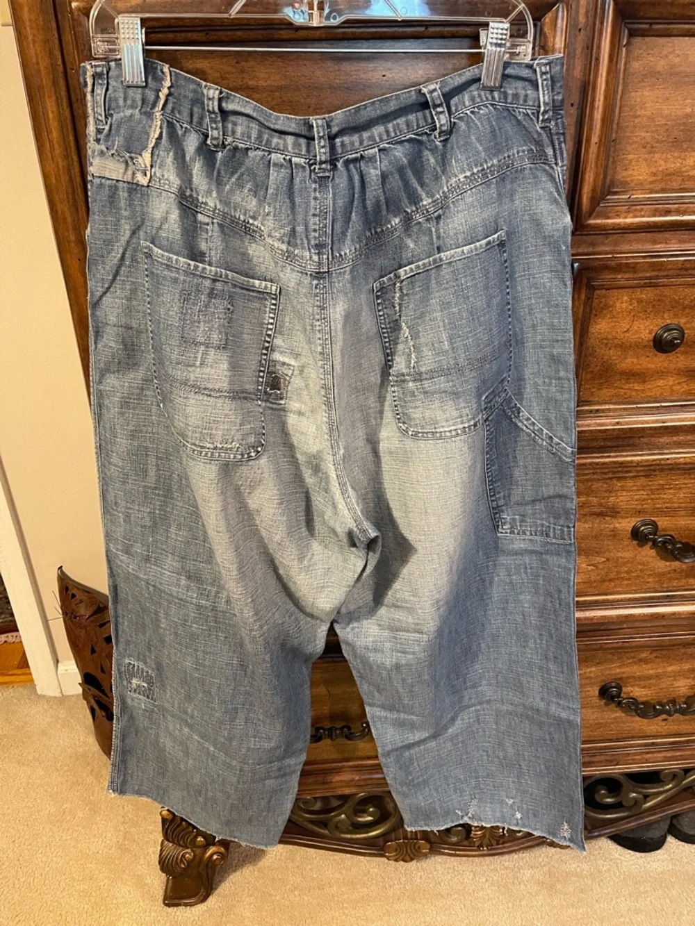 Magnolia Pearl Light Blue Distressed with zipper (!!!) Patchwork Jeans - Picture 4 of 5